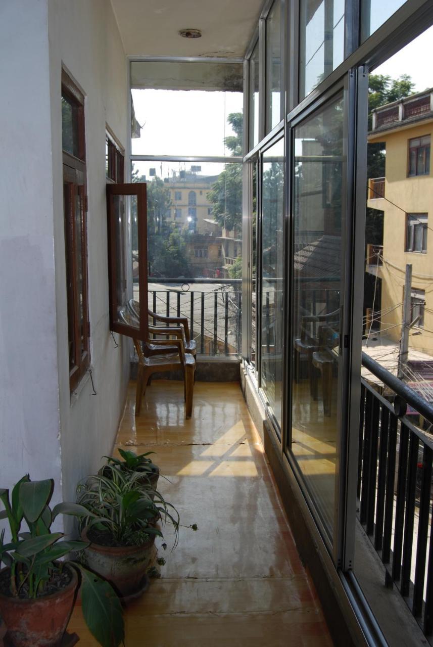 Flavors Inn Meditation Center Kathmandu Esterno foto