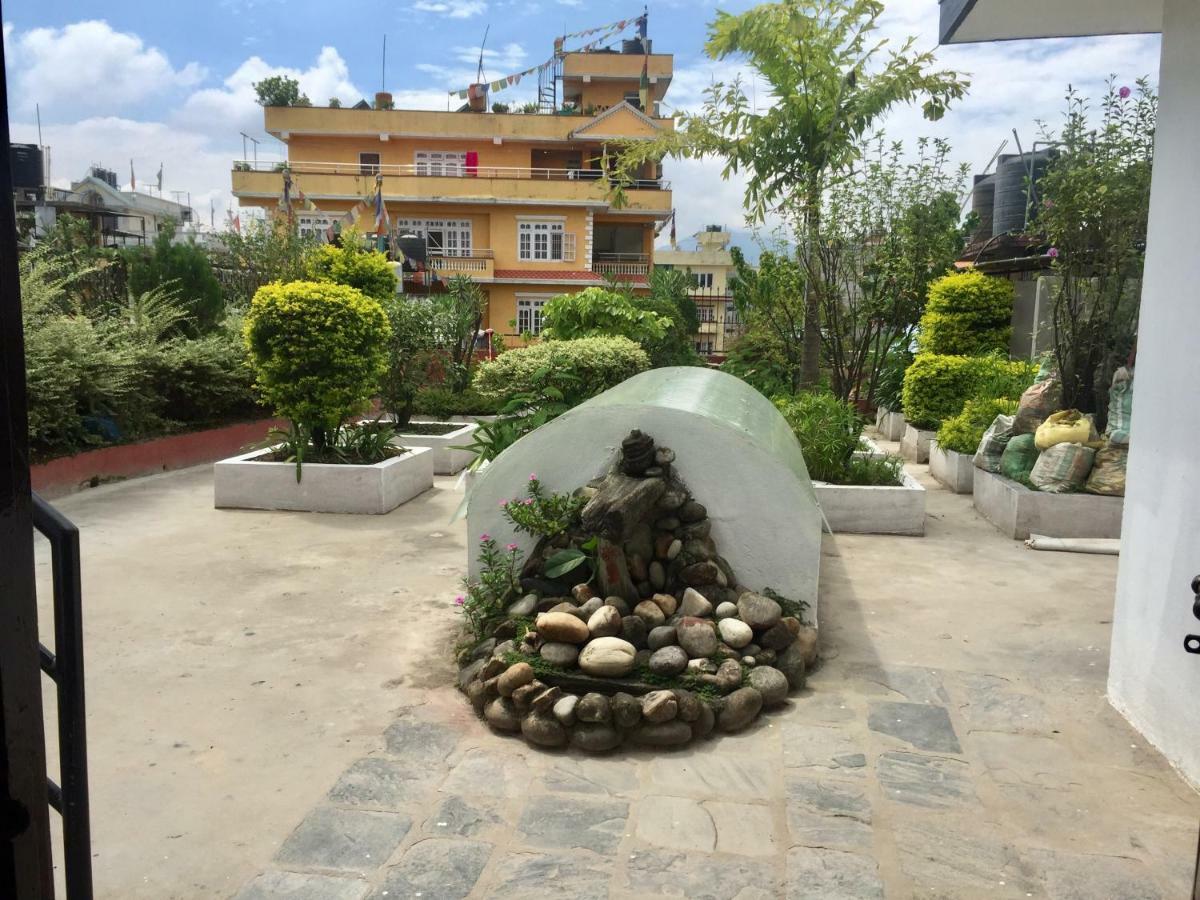 Flavors Inn Meditation Center Kathmandu Esterno foto